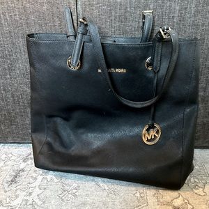 MK Tote
